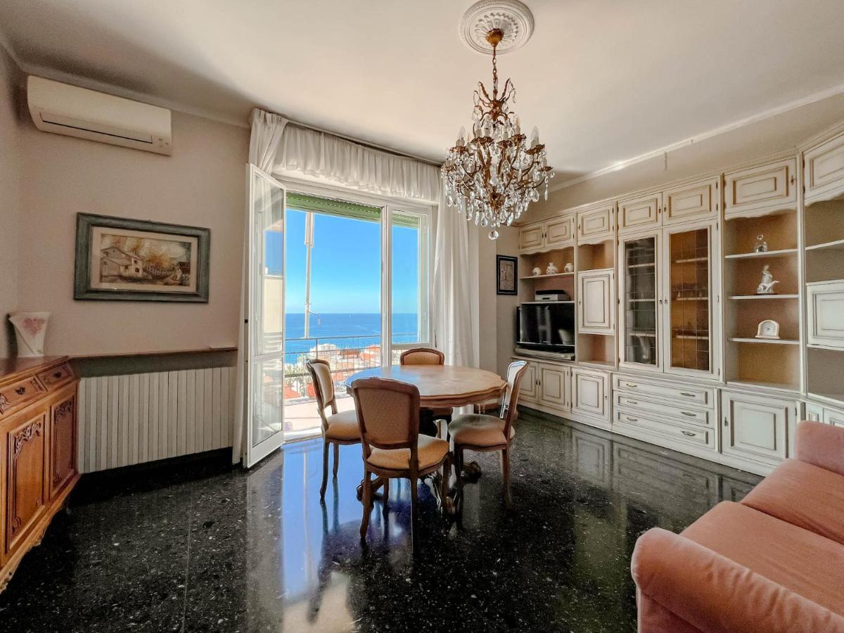 Grande Appartamento Vista Mare Varazze Esterno foto