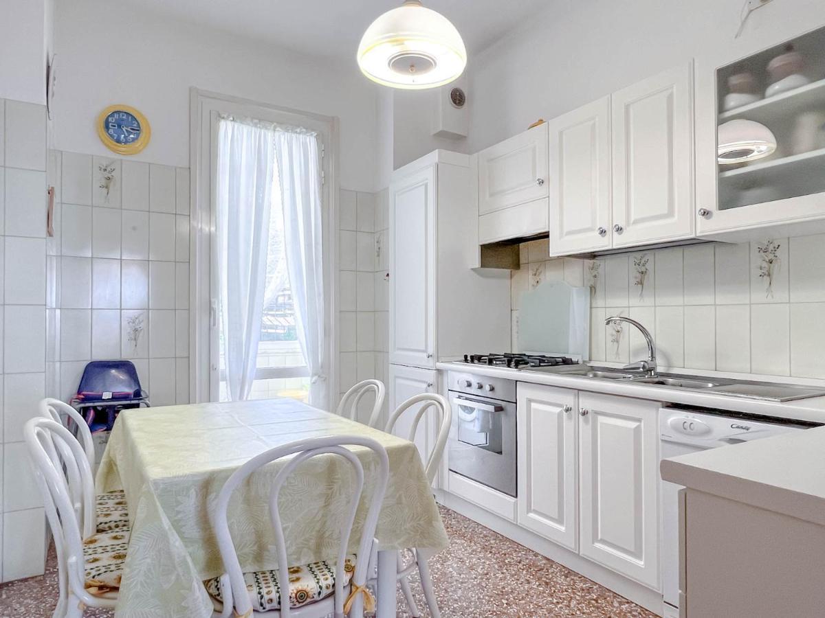 Grande Appartamento Vista Mare Varazze Esterno foto